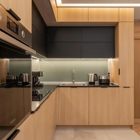Luxury 2-Bedroom & 2-Bathroom Flat With Garden Apartment Sofia