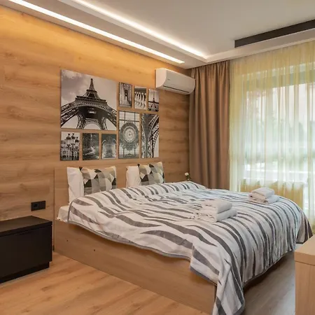 Luxury 2-Bedroom & 2-Bathroom Flat With Garden Apartamento *